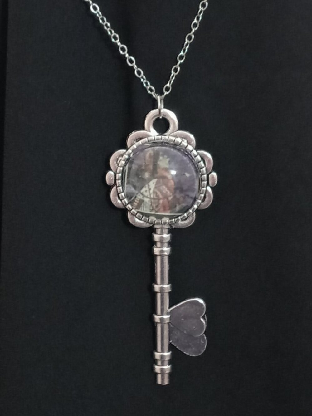 Handmade Red Queen Key Necklace – Alice in Wonderland Inspired – 18” Chain + 2”